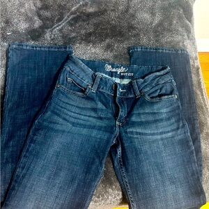 Women’s Wrangler Jeans